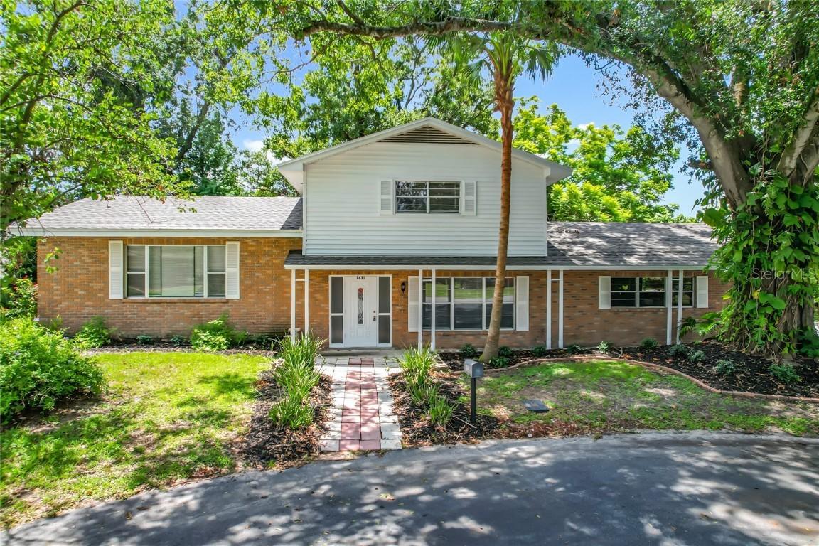 1631 Monterey Ln., Lakeland, FL 33813
