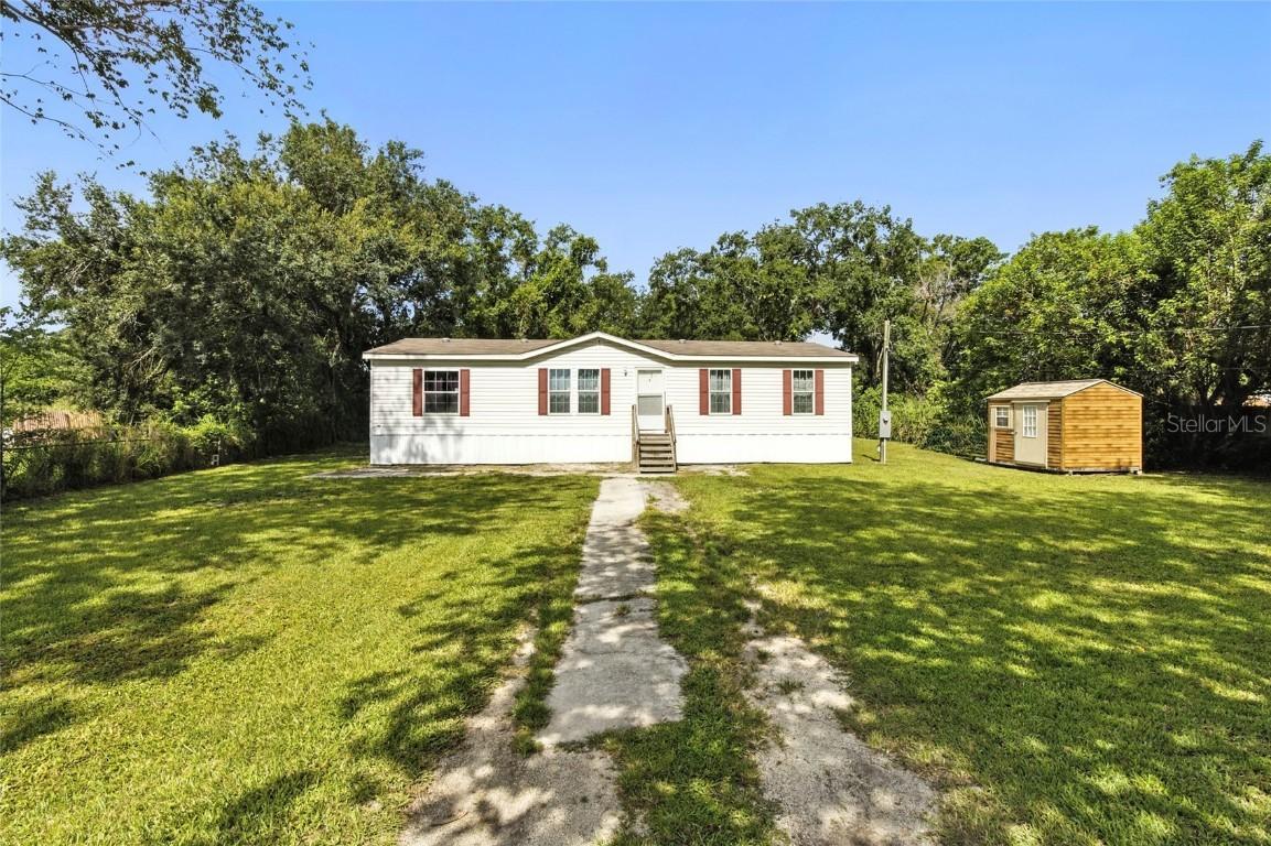 41 Norman Ln., Auburndale, FL 33823