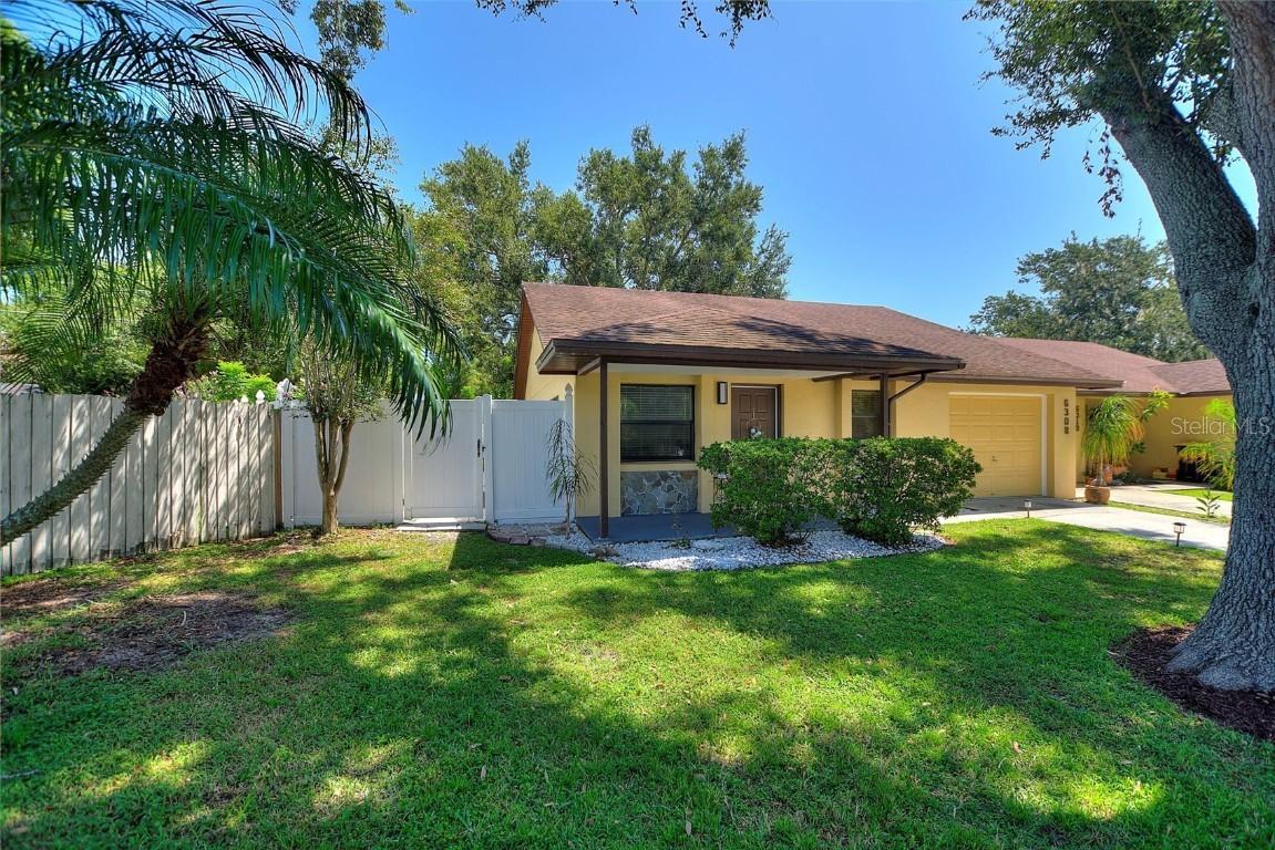 6308 Highland Gardens Ct., Lakeland, FL 33813