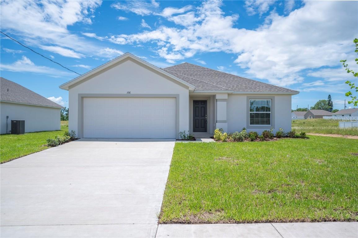 106 9th St., Frostproof, FL 33843