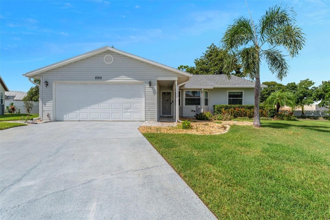 2315 Sea Island Cir., Lakeland, FL 33810