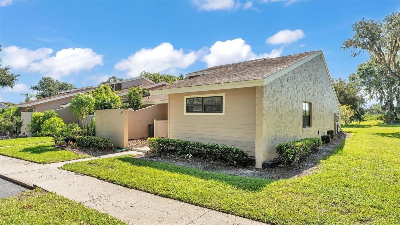 5225 Imperial Lakes Blvd. #16, Mulberry, FL 33860