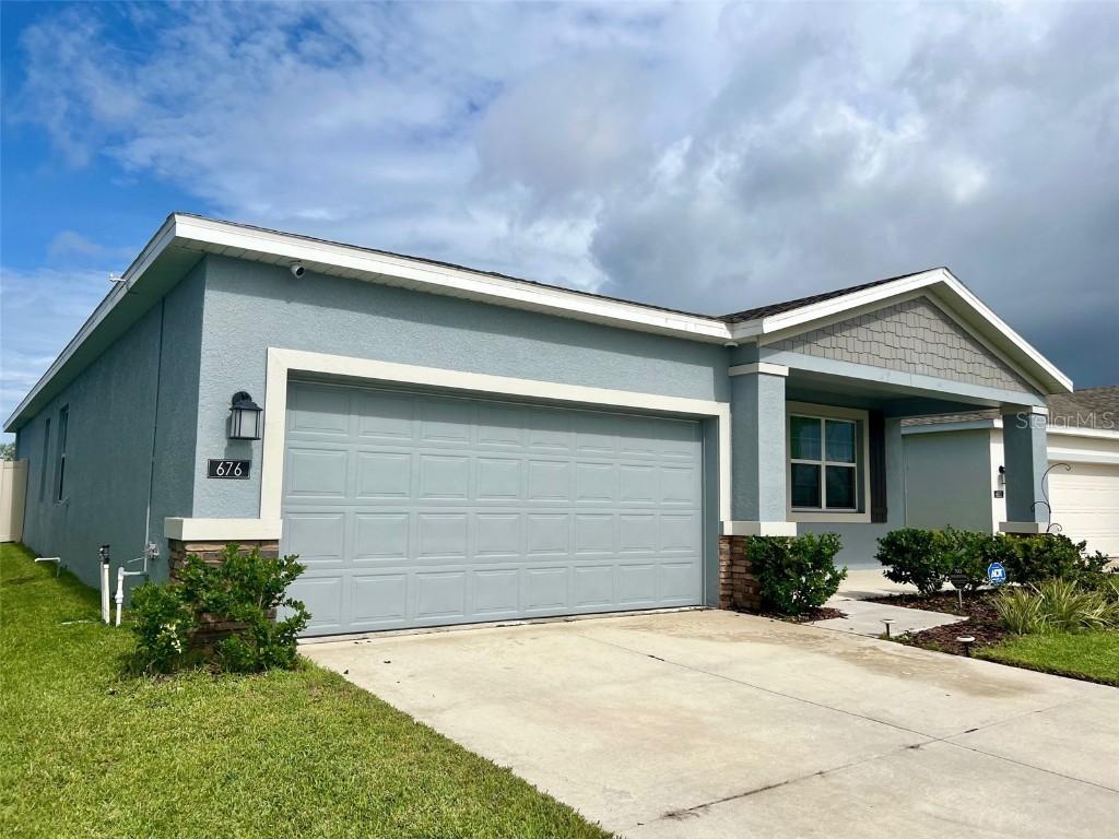 676 Reggie Rd., Winter Haven, FL 33884