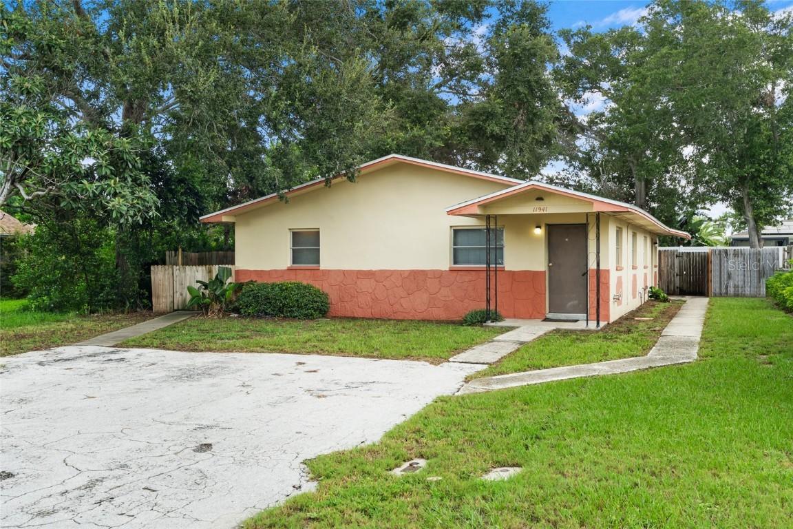 11941 144th St., Largo, FL 33774