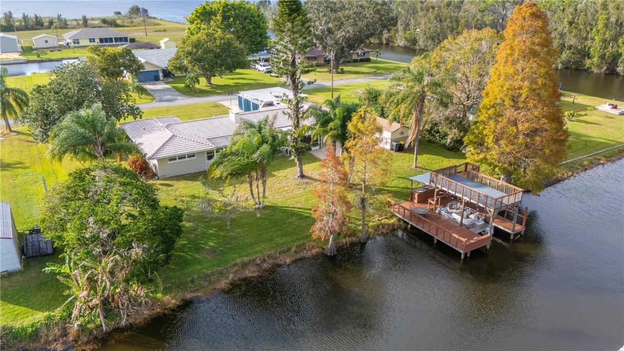 6029 Avocado Dr., Indian Lake Estates, FL 33855