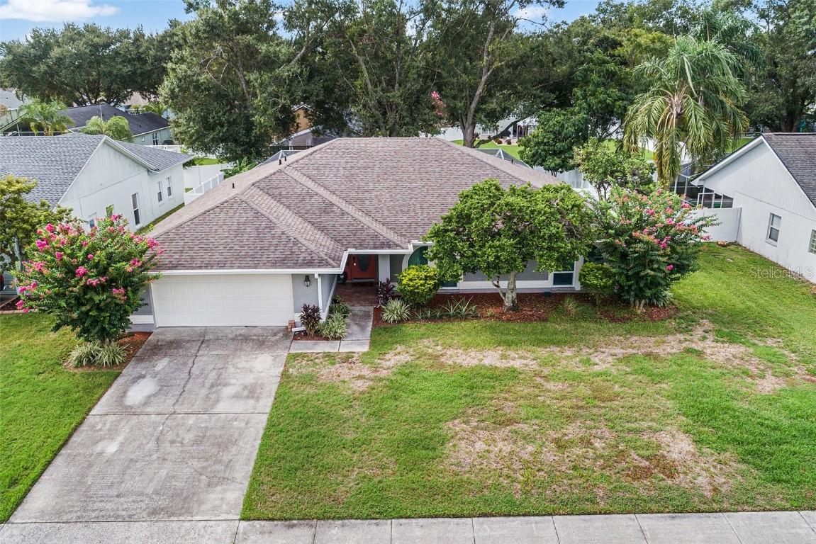 707 Powder Horn Row, Lakeland, FL 33809