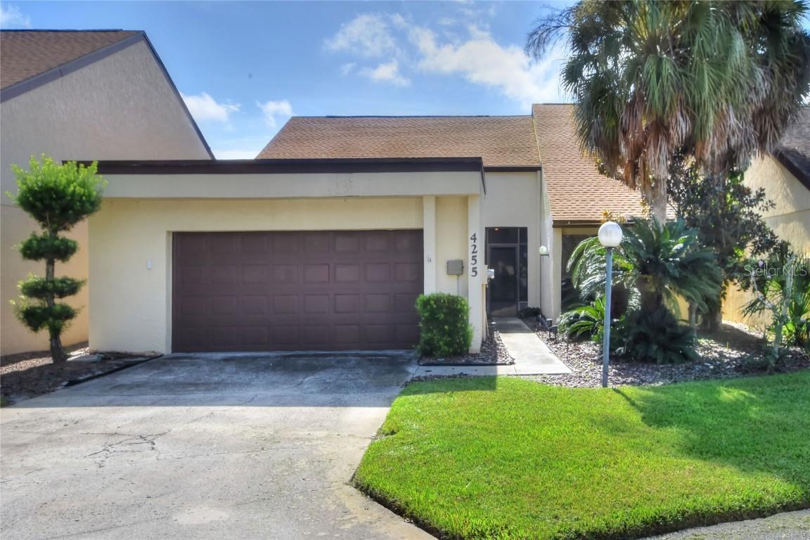 4255 Creekwood Ln., Mulberry, FL 33860