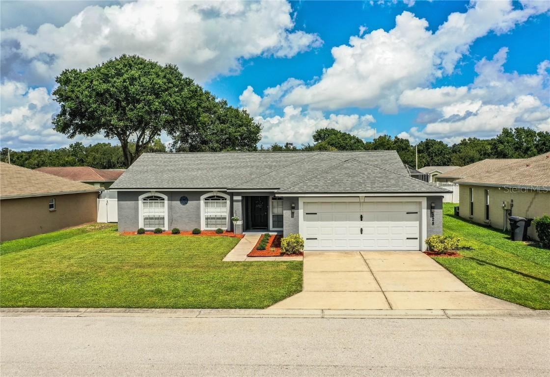 528 Seven Oaks St., Mulberry, FL 33860