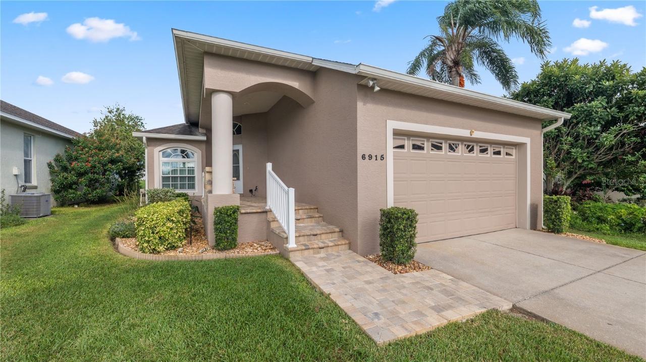 6915 Starmount Dr., Lakeland, FL 33810