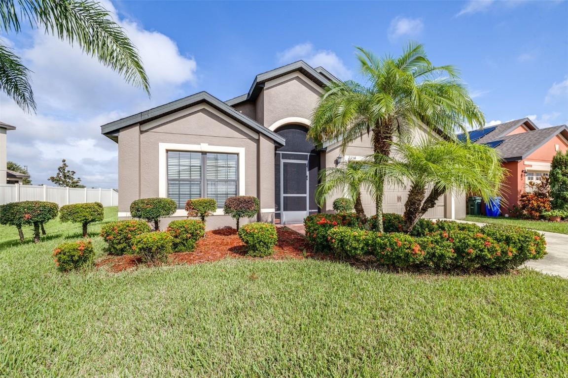 2154 Geneva Dr., Lakeland, FL 33805