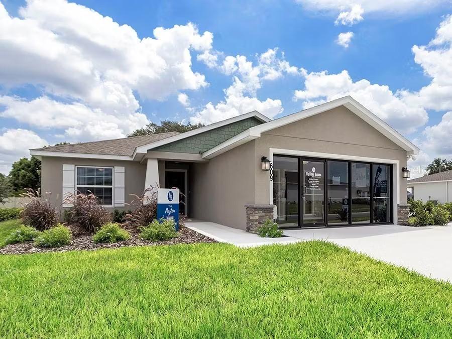 609 Ambleside Dr., Haines City, FL 33844