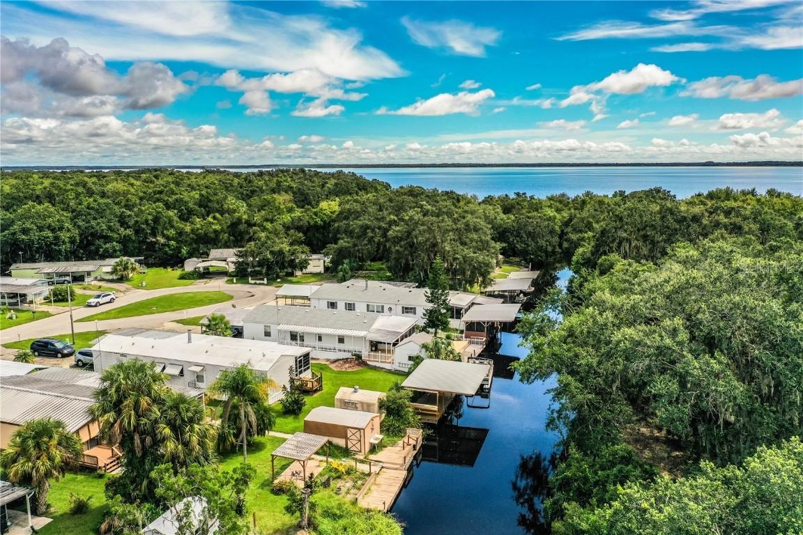 55 Rosalie Oaks Blvd., Lake Wales, FL 33898