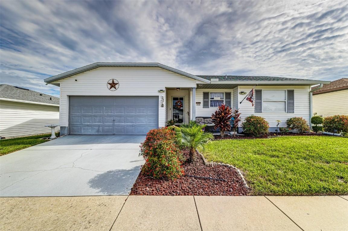1836 Prairie Dunes Cir., Lakeland, FL 33810