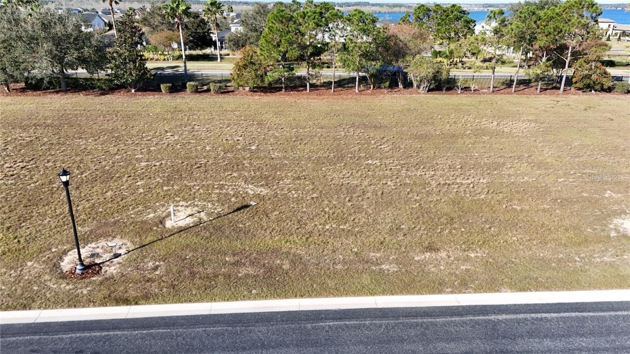 159 Blazing Star Ave., Lake Alfred, FL 33850