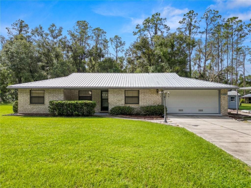 2120 Gandy Ln., Lakeland, FL 33811