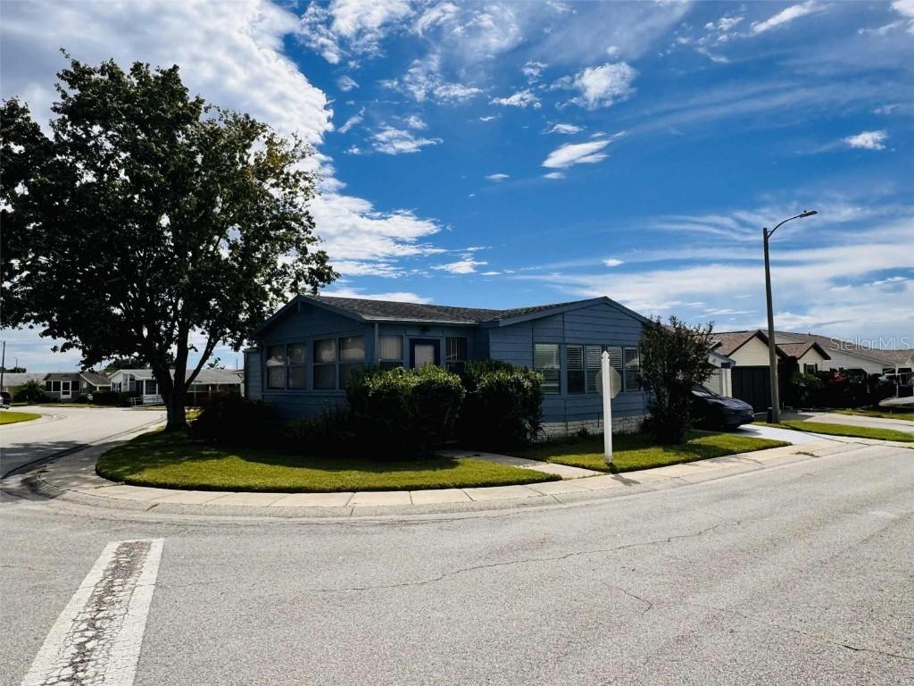 2206 Golden Horseshoe Cir., Lakeland, FL 33810