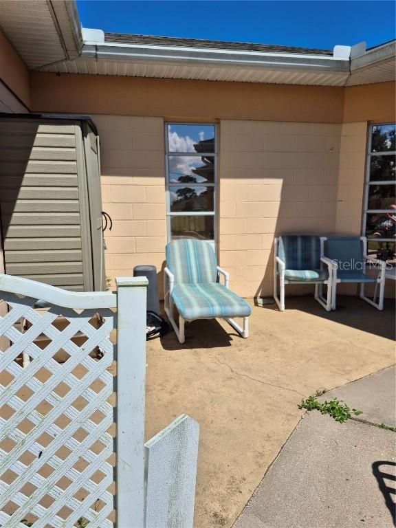 2117 Club Cir., Lakeshore, FL 33854