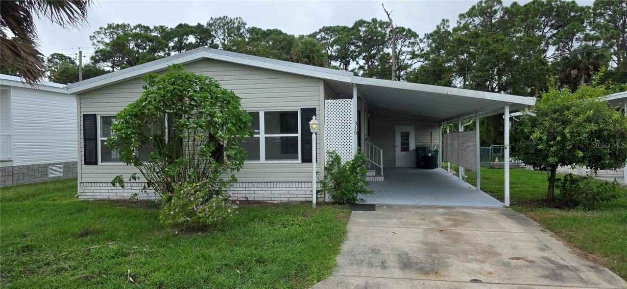 315 Papaya Cir., Barefoot Bay, FL 32976
