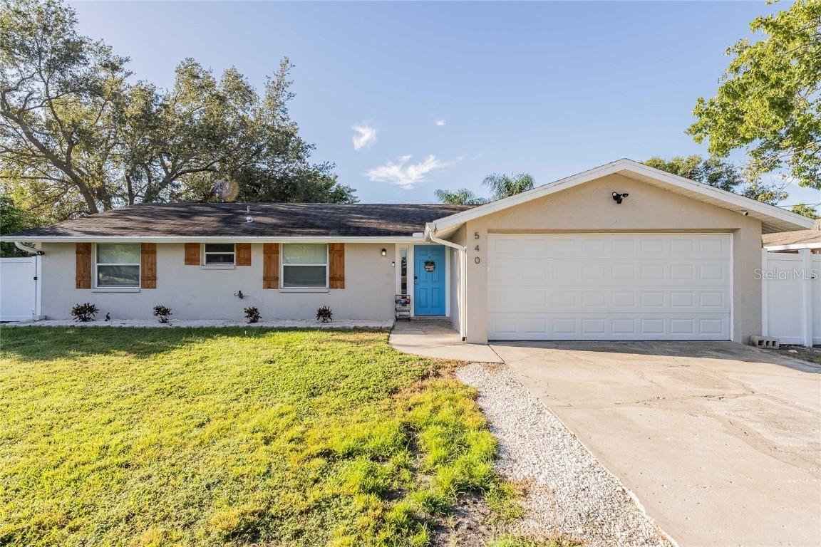 540 Firefly Ln., Apollo Beach, FL 33572