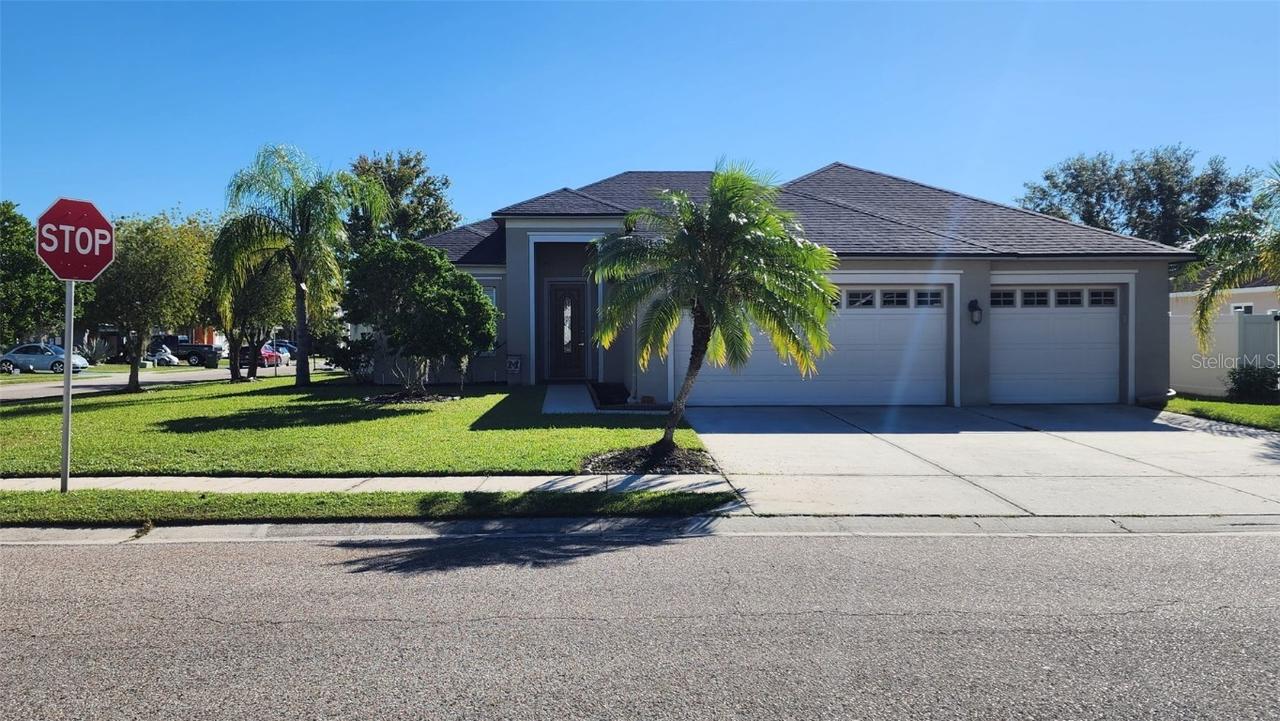 2304 Hamlet Cir., Lakeland, FL 33810