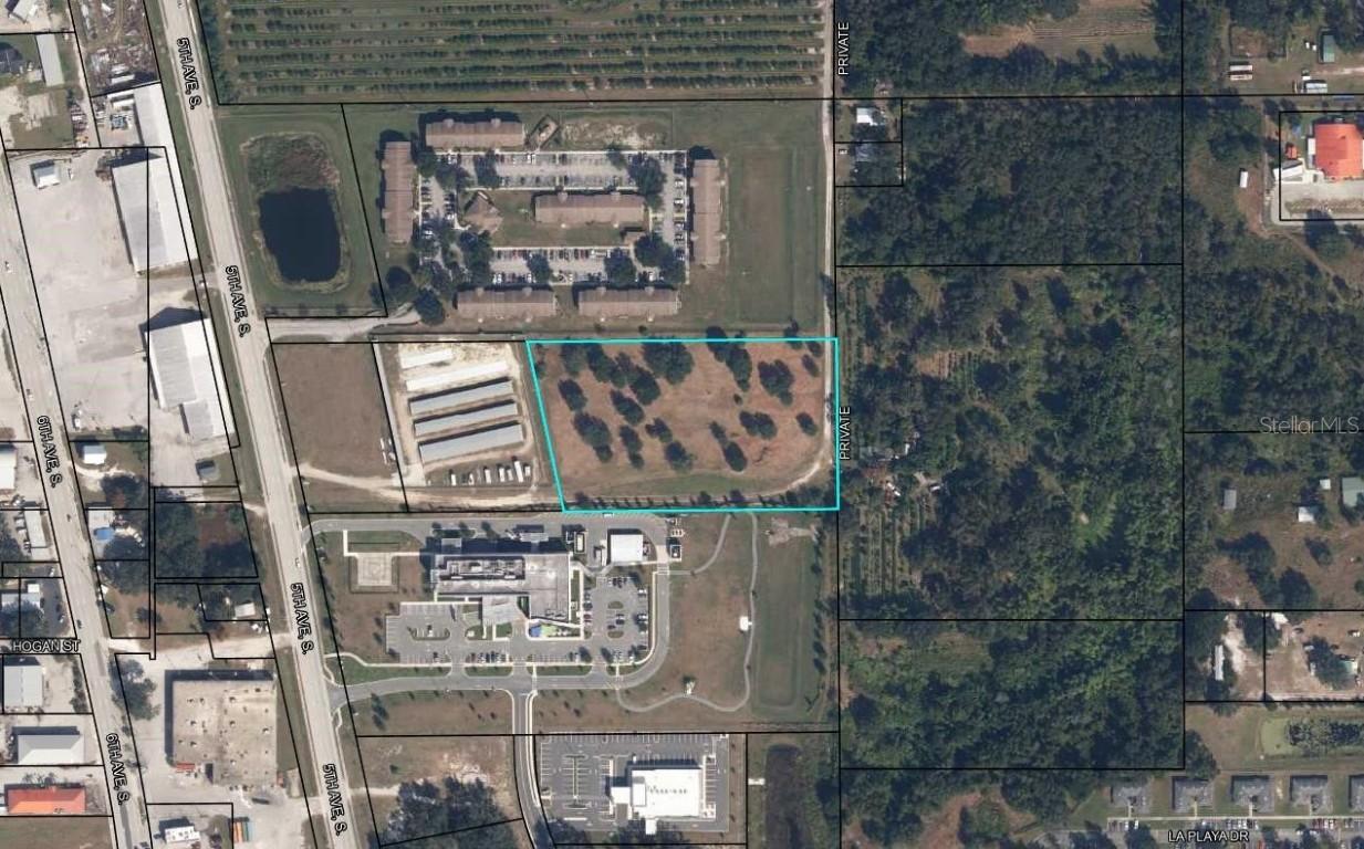 S 1st Ave., Wauchula, FL 33873