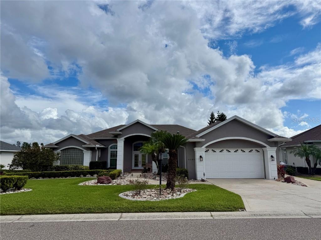 6759 Huntington Hills Blvd., Lakeland, FL 33810