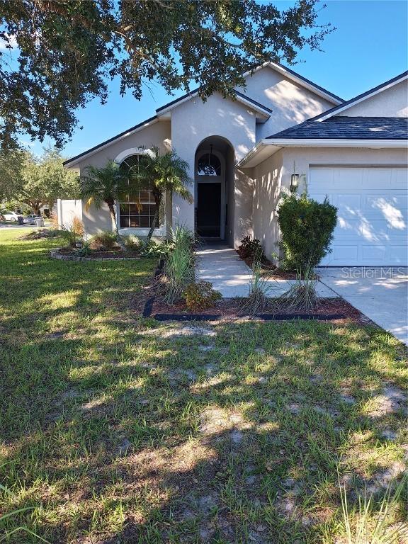 2245 Hunters Greene Dr., Lakeland, FL 33810
