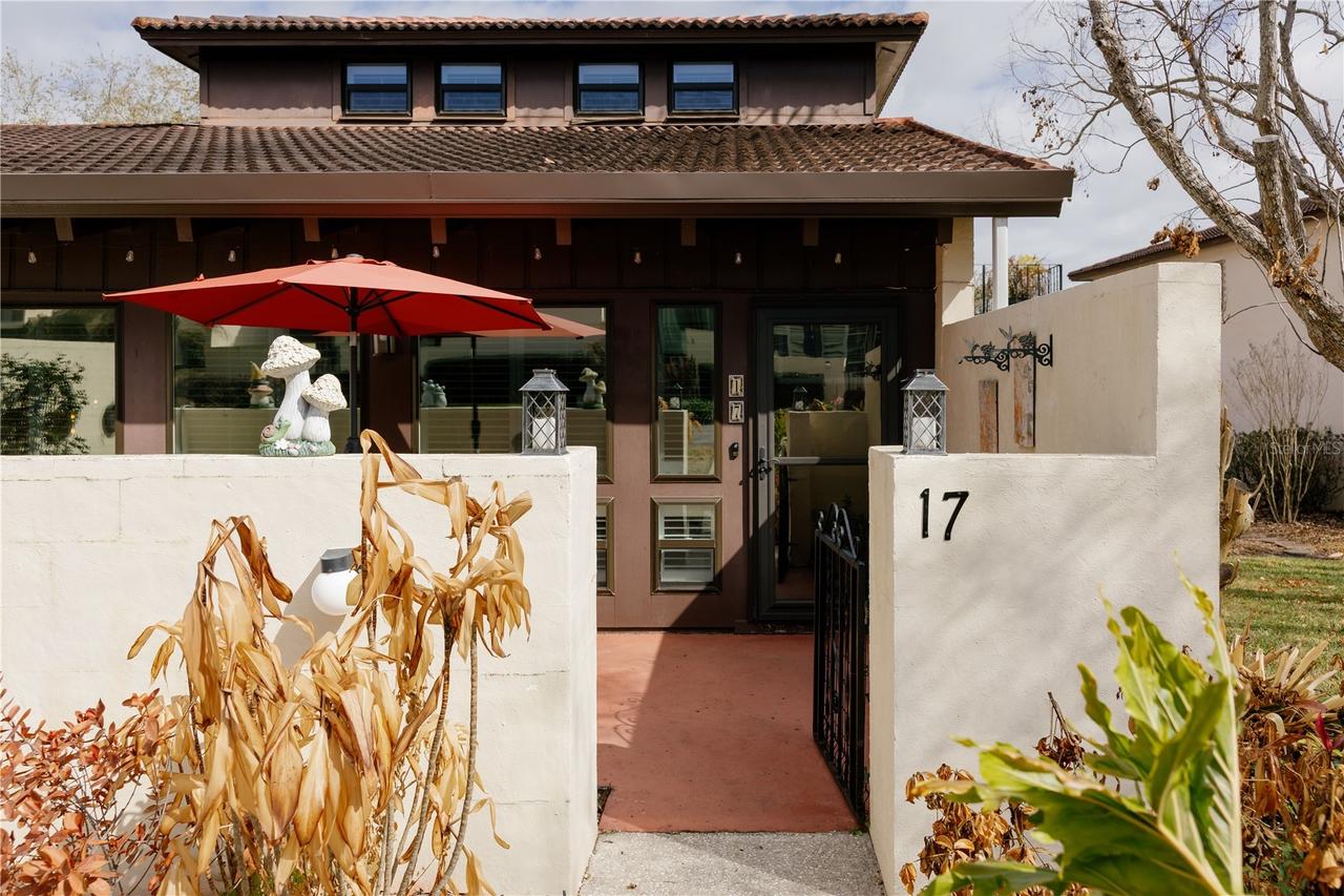 17 Loma Verde, Lakeland, FL 33813