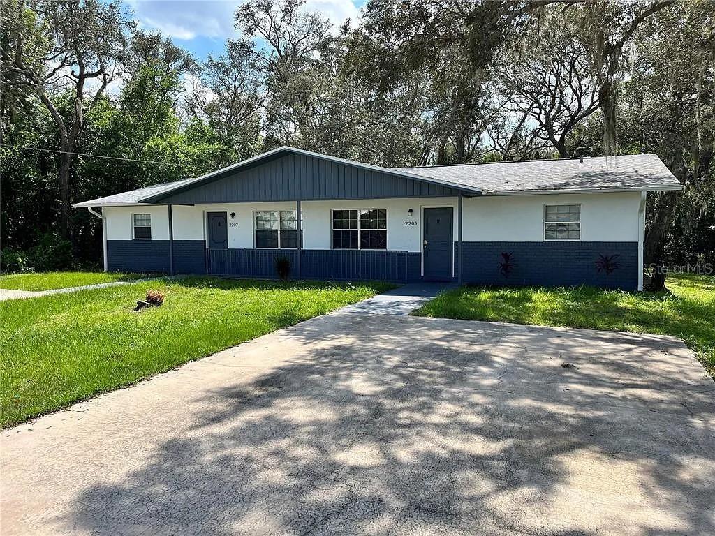 2203 Colmar Ave., Sebring, FL 33870