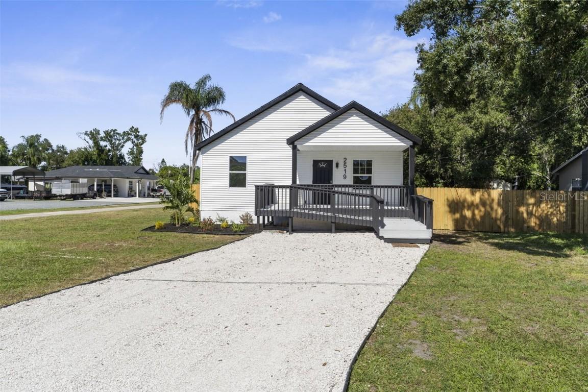 2519 21st St., Sarasota, FL 34234