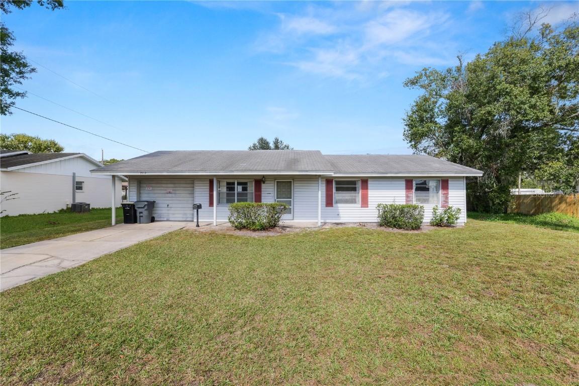 2912 Woodcrest Ln., Lakeland, FL 33805
