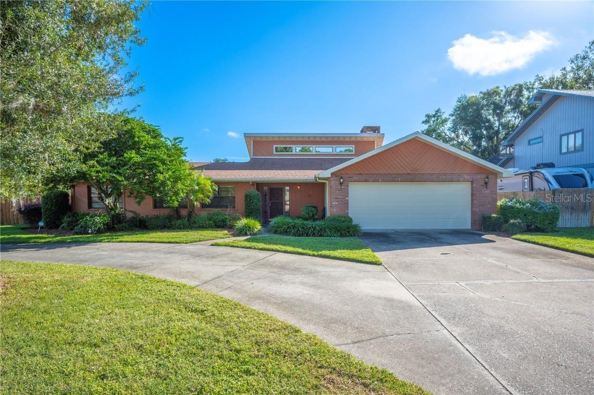 1122 Cypress Point, Winter Haven, FL 33884