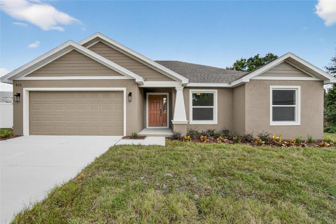 933 Hillgrove Ln., Auburndale, FL 33823
