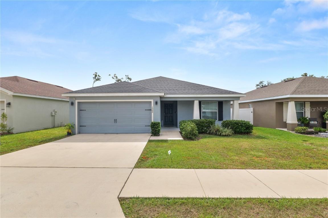 1984 Danes Ct., Lakeland, FL 33810