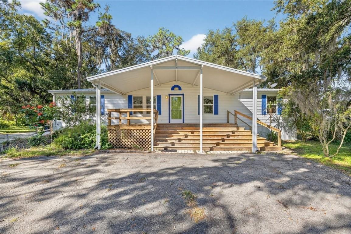 6211 Woodale Dr., Lakeland, FL 33811