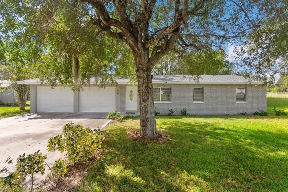 220 Houser Rd., Lake Wales, FL 33898