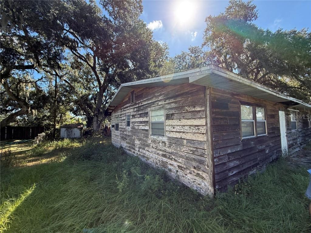 5795 Barney Rd., Mulberry, FL 33860