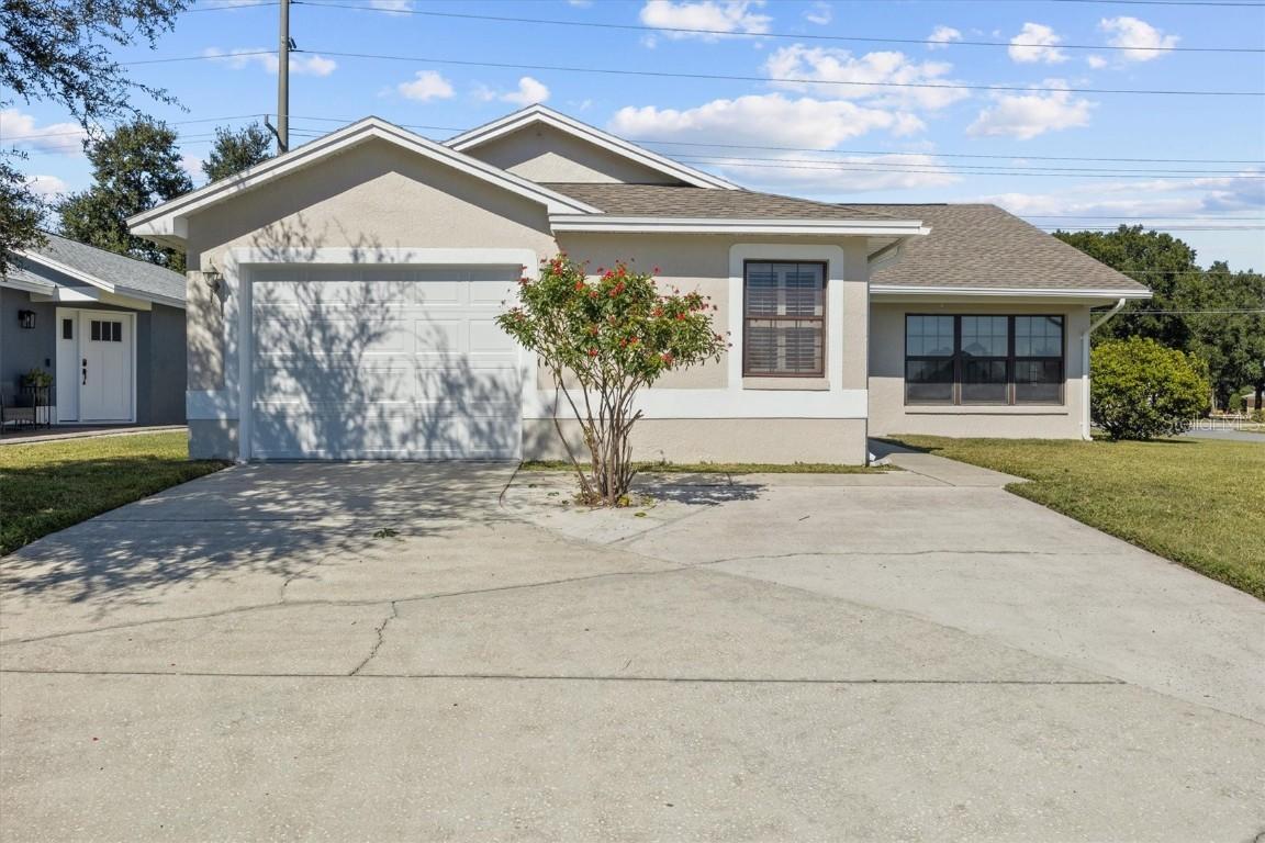 6325 Egret Dr., Lakeland, FL 33809