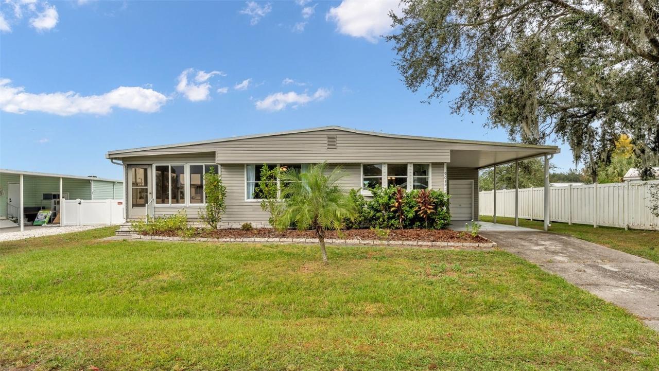 9032 Sarah Dr., Polk City, FL 33868