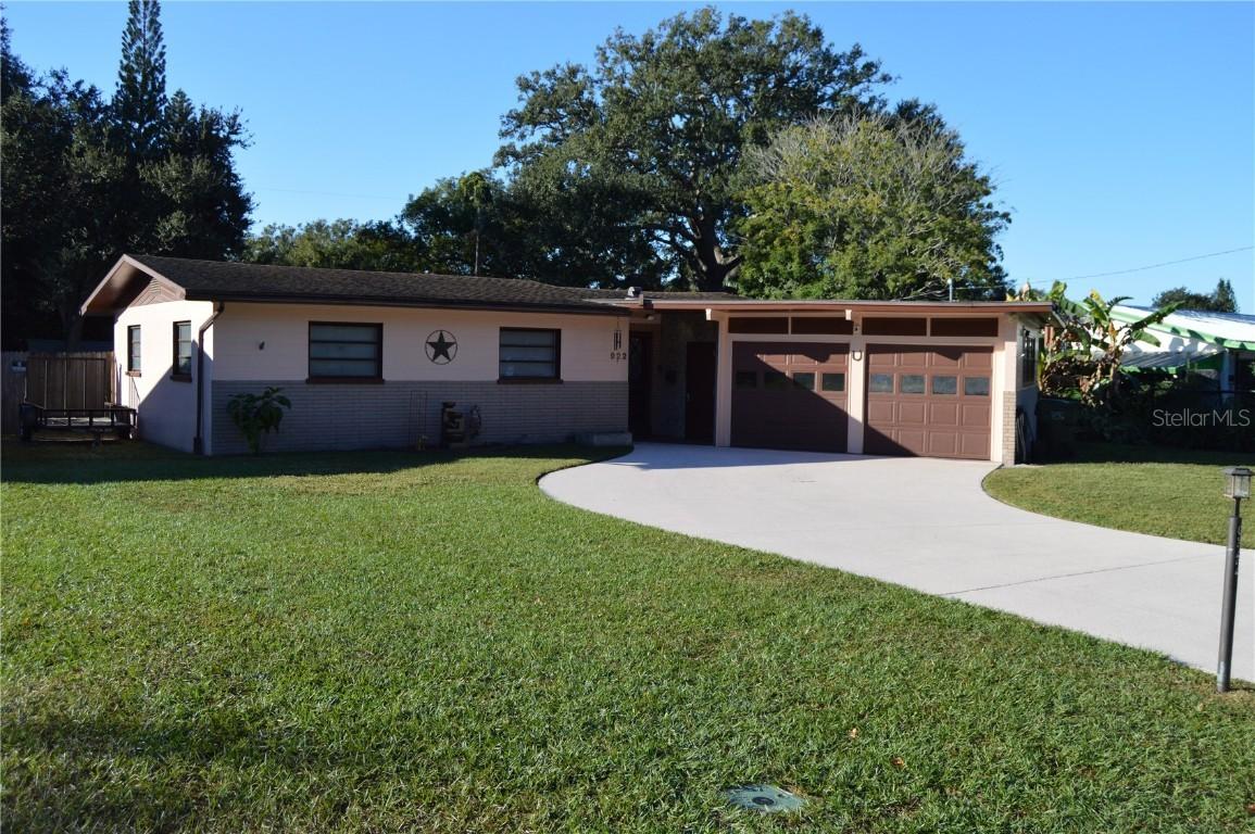 922 Bonnie Dr., Lakeland, FL 33803
