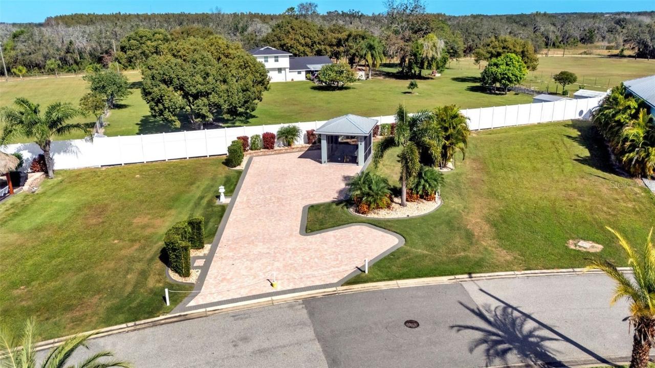 2947 Wood Duck Dr., Polk City, FL 33868