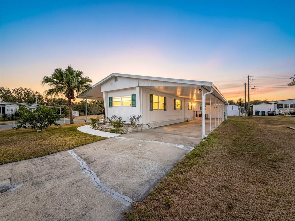 1823 Blue Lake Dr., Lakeland, FL 33801