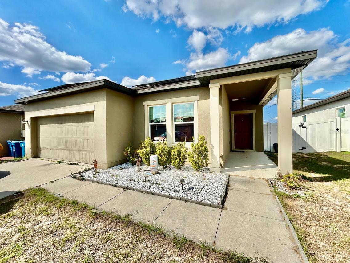 805 Orchid Grove Blvd., Davenport, FL 33837