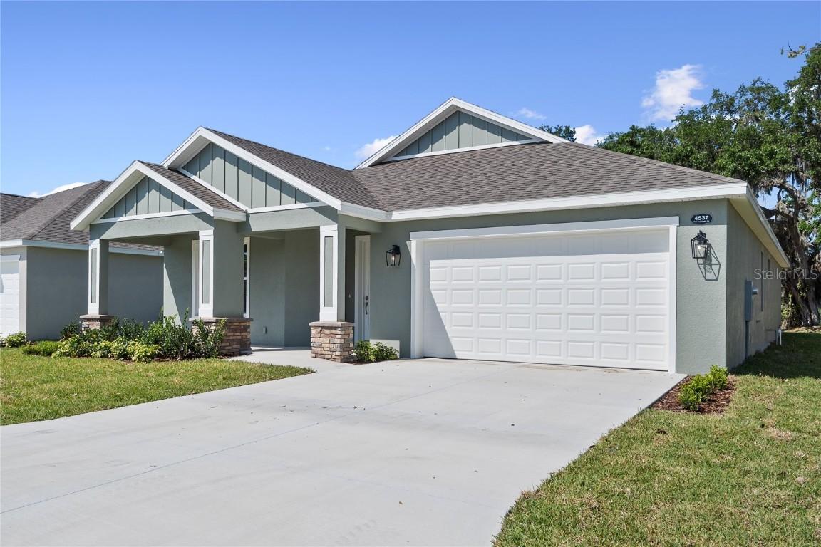 4537 Fairway Oaks Dr., Mulberry, FL 33860