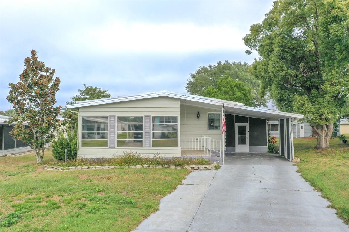 1560 Longbow Dr., Lakeland, FL 33810