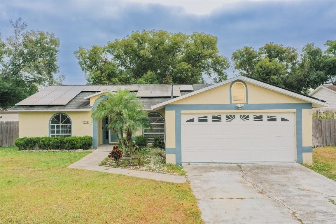 109 Rebecca Dr., Winter Haven, FL 33881
