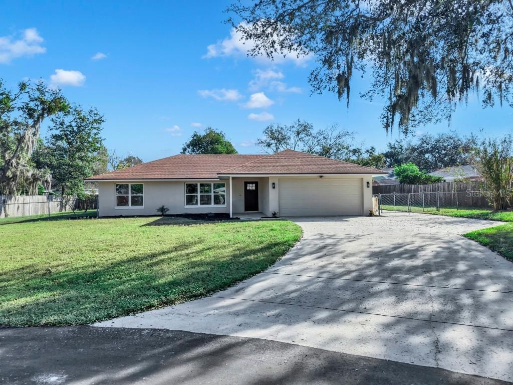 2954 Jennifer Dr., Lakeland, FL 33810