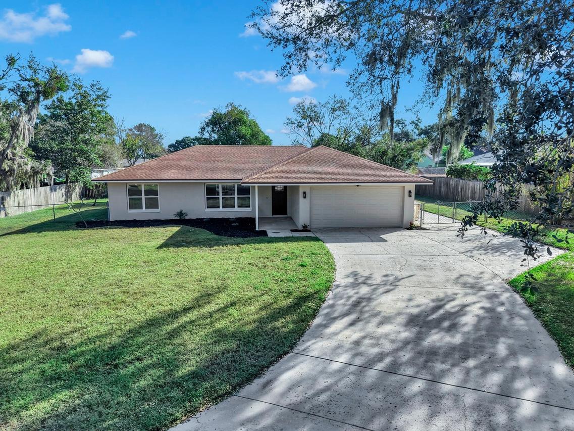 2954 Jennifer Dr., Lakeland, FL 33810