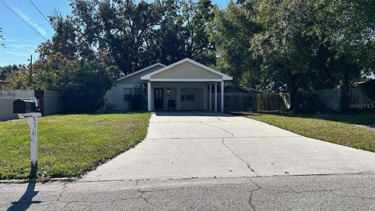 2214 Avenue A, Winter Haven, FL 33880