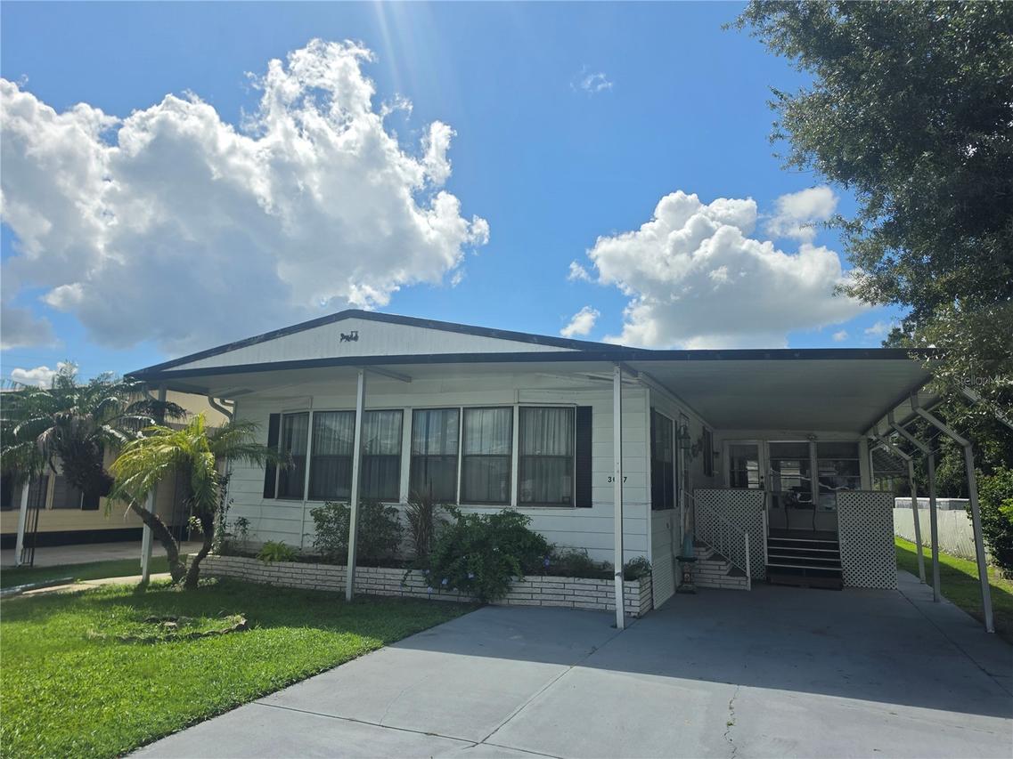 3027 Galaxy Ln., Lakeland, FL 33801